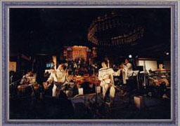 お寺でのコンサートも多いです。